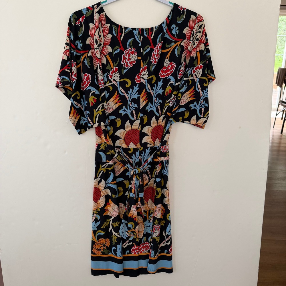 BCBGMAXAZRIA Floral Print Short Sleeve Tie Back Sheath Dress Navy Blue Small